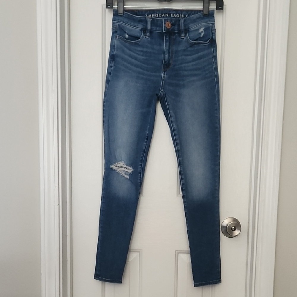American Eagle Outfitters Blue Skinny Jeans with Distressed Knee